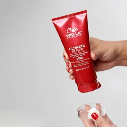 Wella Ultimate Repair Condicionador Para Cabelos Danificados 200ml - Image 4