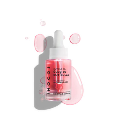 INOCOS - Óleo de Cutículas Algodão Doce 15ml Cutículas saudáveis e hidratadas. Nutre e hidrata as tuas cutículas com o Óleo de Cutículas INOCOS de Algodão Doce. Com óleo de amêndoas doces, ter as cutículas saudáveis nunca foi tão fácil. Detalhes: Quantidade: 15ml Modo de uso: Após a finalização da unha aplicar 1 gota de Óleo de Cutículas junto à cutícula e massajar até que seja absorvido.