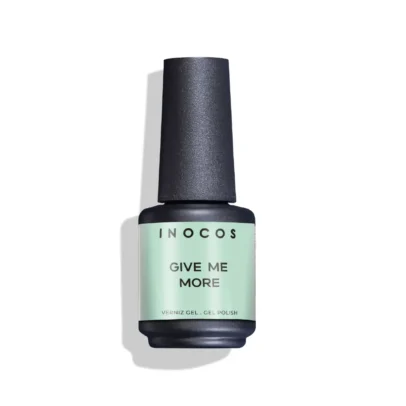 INOCOS - Verniz Gel Give me More Verniz Gel Verde com fórmula duradoura e pigmentada REF. 91.18.388 Apresentamos-te o Verniz Gel INOCOS Give me More da Coleção Sex on the Beach. Cor Verde. Detalhes: Verniz Gel Vegan & Cruelty Free Quantidade: 15ml Modo de uso: Após a aplicação da Base, aplica uma ou duas camadas finas de Verniz Gel. Catalisa em Lâmpada UV (160s) ou LED (60s).